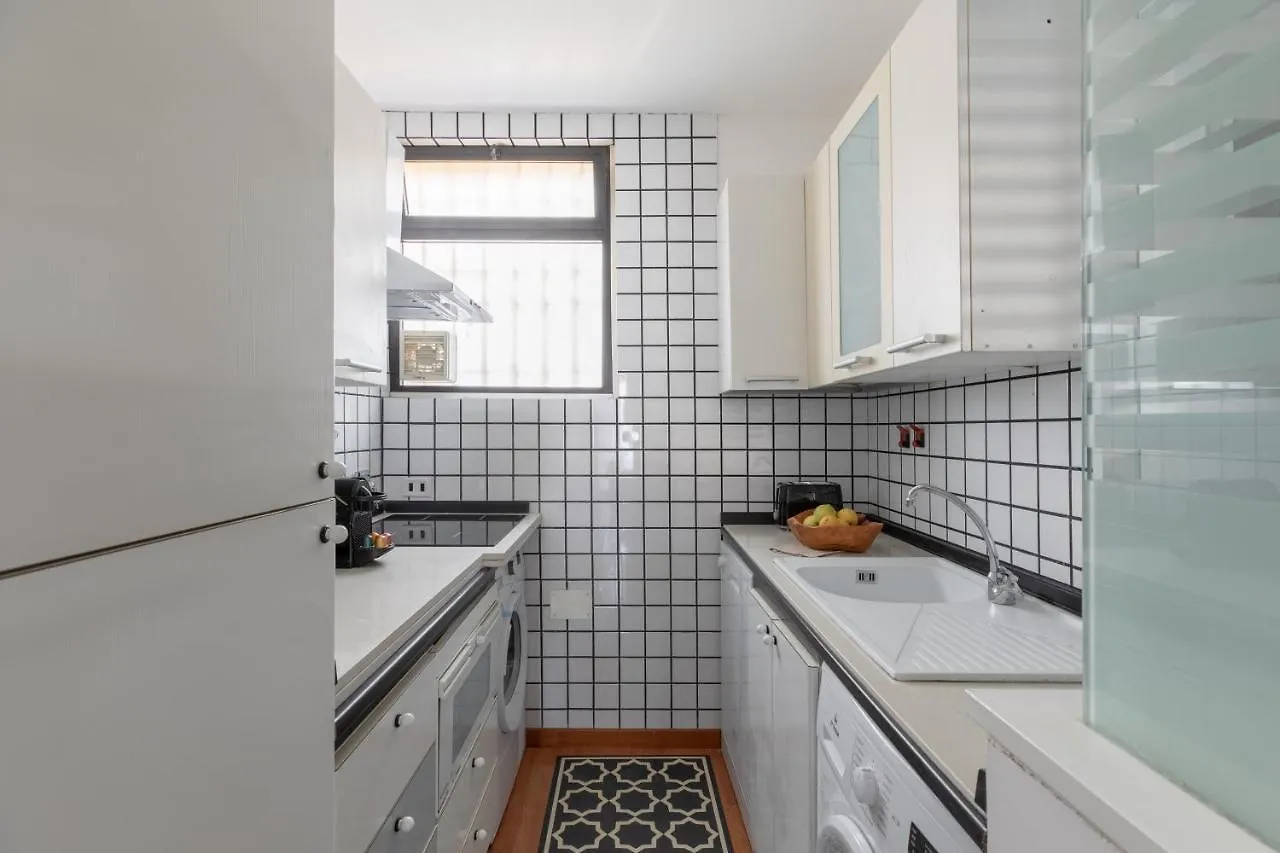 רומא Iflat Light Apartment Near The Colosseum 0*,  איטליה